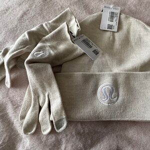 Lululemon warm revelation hat only